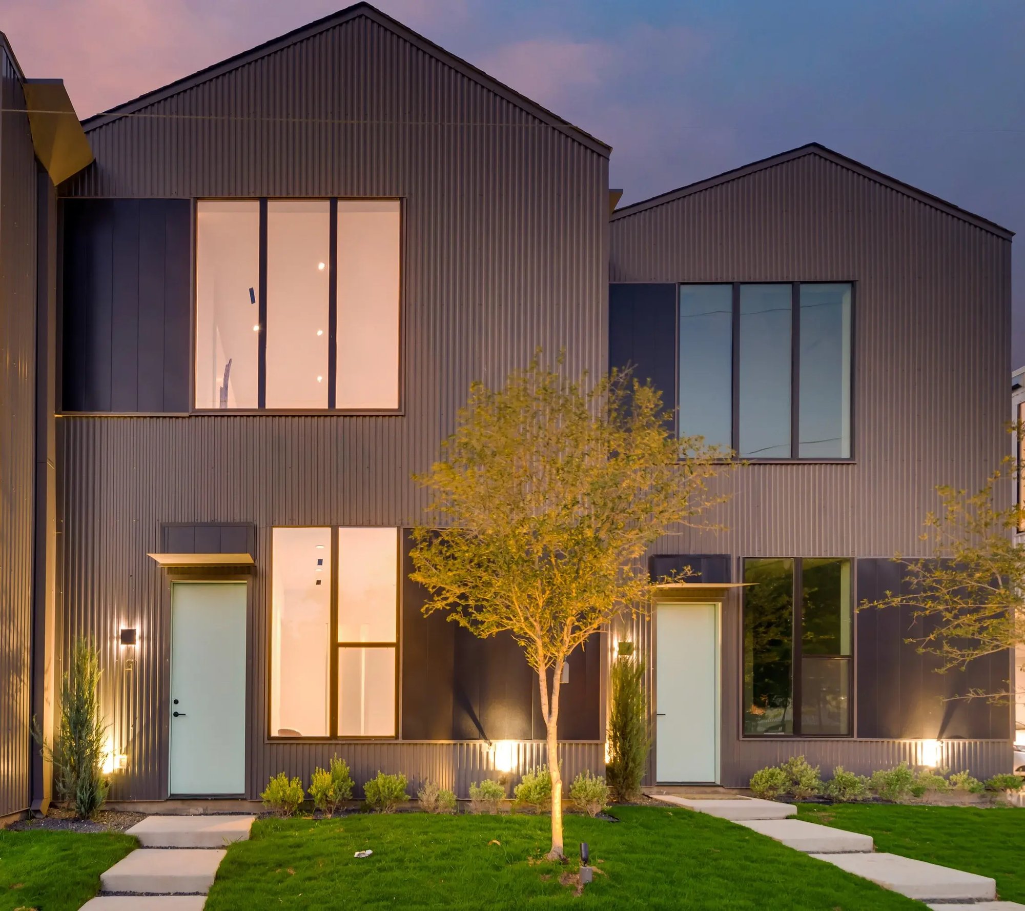 Mini-Rib East Dallas Townhouse 4
