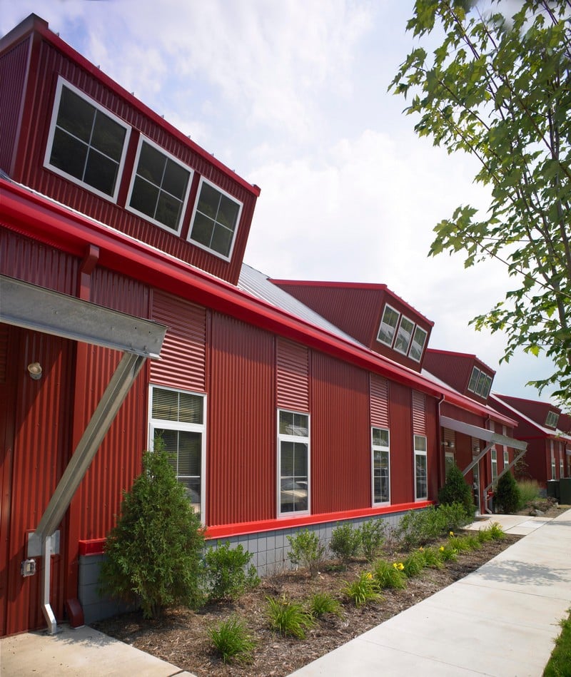 River Tech Multi-Cor Autumn Red Front with dormers