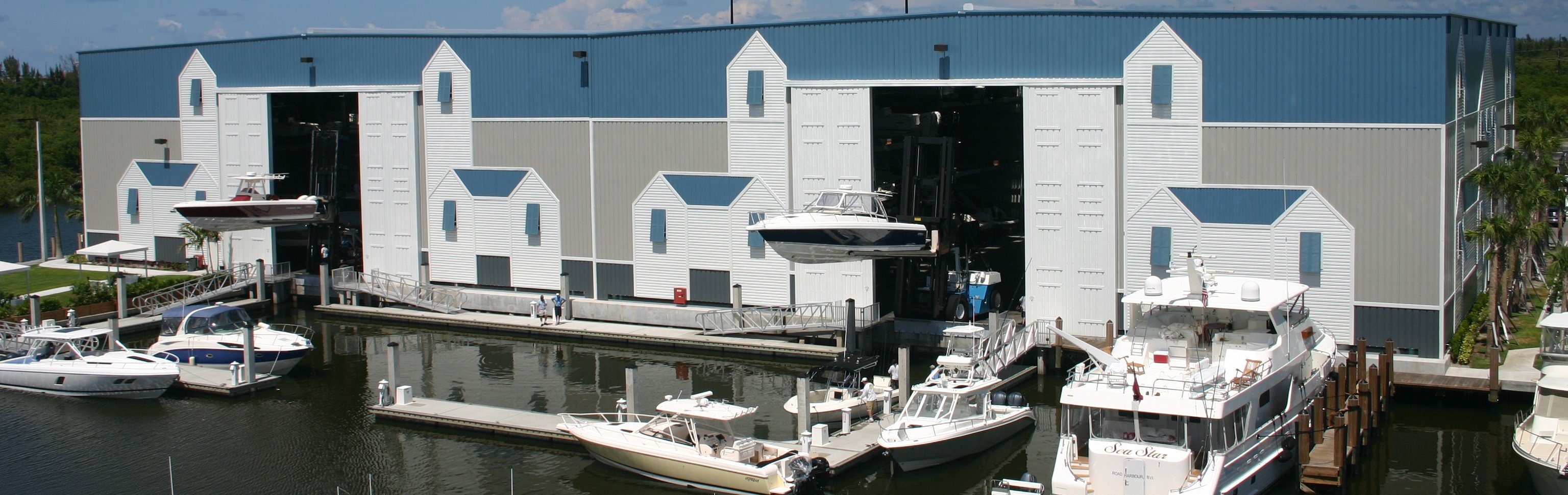 R Panel Roofing - R Panel Metal Roof | McElroy Metal