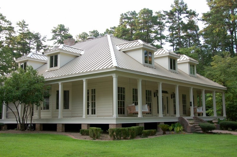 What is a Standing Seam Hip Roof?